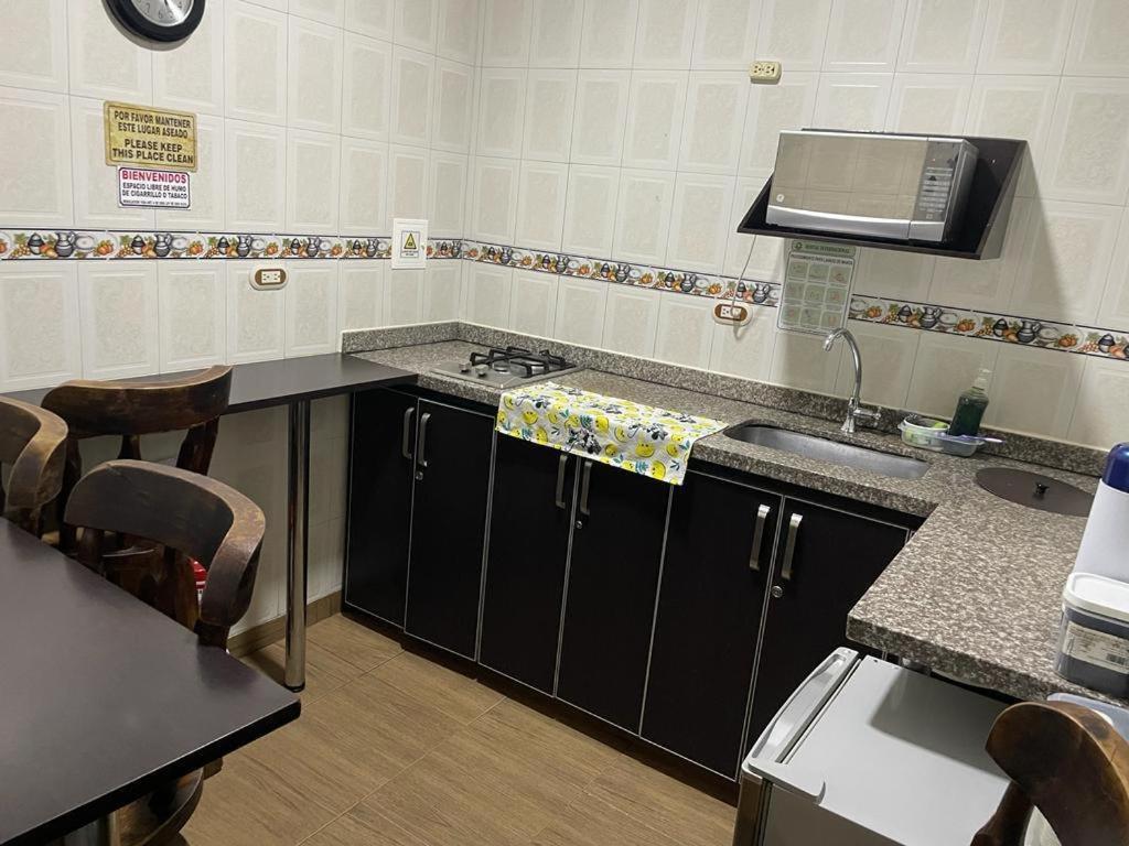 Hostal Internacional Bogotá Zewnętrze zdjęcie