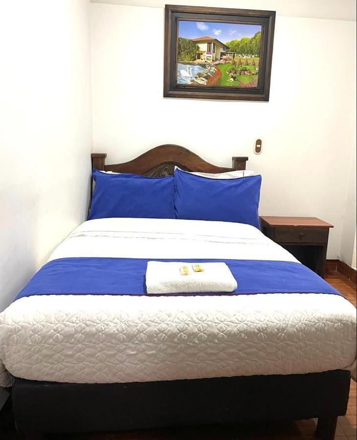Hostal Internacional Bogotá Zewnętrze zdjęcie